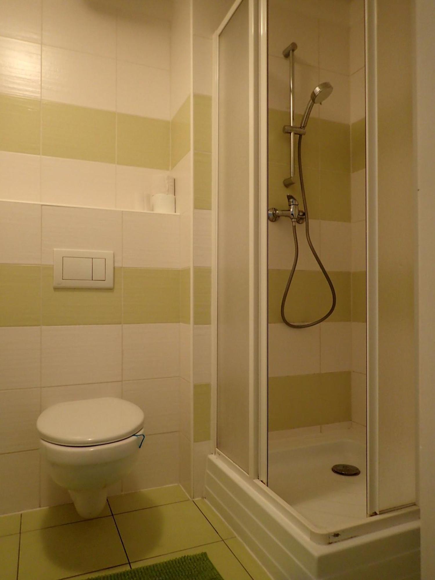 Cozy Apartment براتسيلافا المظهر الخارجي الصورة